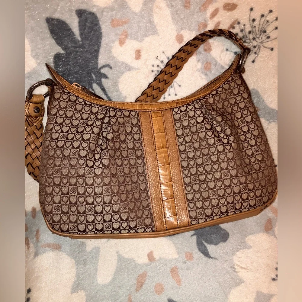 Brighton Heart Shoulder Bag - Picture 6 of 7